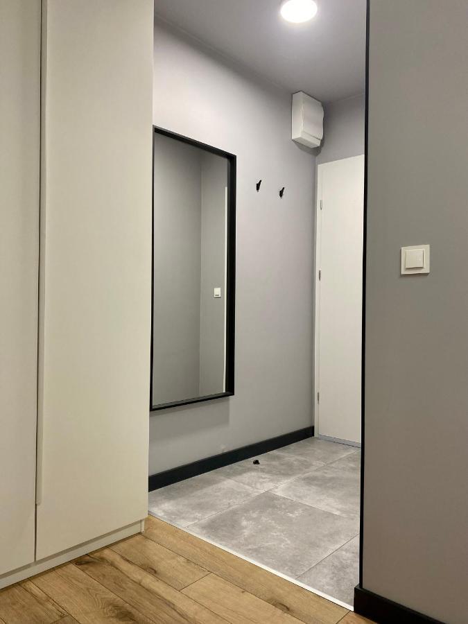 Enes Apartments Legnicka Street B ヴロツワフ エクステリア 写真
