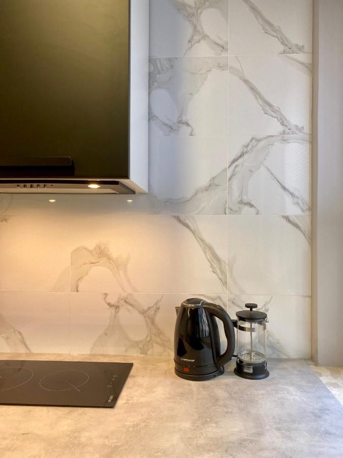 Enes Apartments Legnicka Street B ヴロツワフ エクステリア 写真