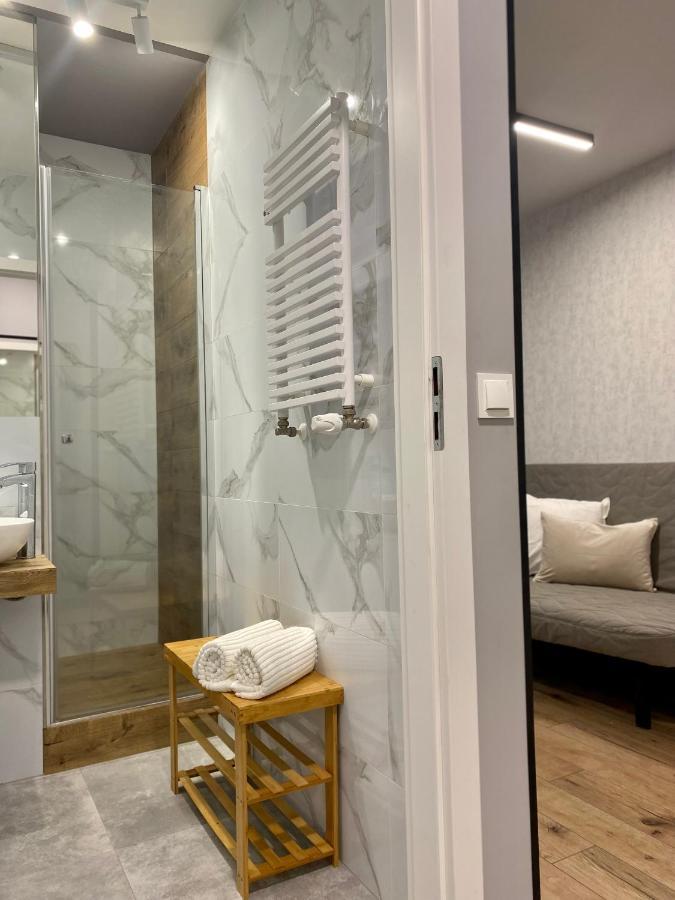 Enes Apartments Legnicka Street B ヴロツワフ エクステリア 写真