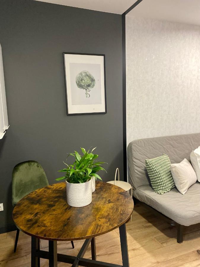 Enes Apartments Legnicka Street B ヴロツワフ エクステリア 写真