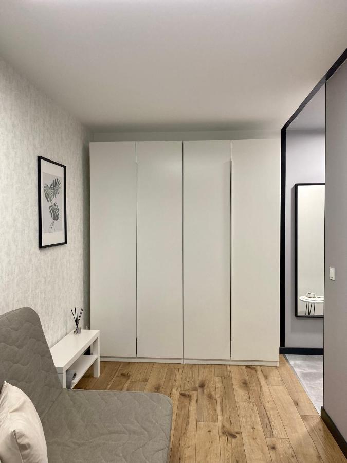 Enes Apartments Legnicka Street B ヴロツワフ エクステリア 写真